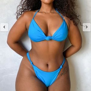 NWT Frankie’s Bikinis Bikini Top